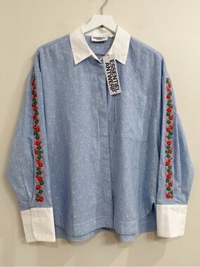 Essentiel Antwerp Women’s Light Blue Button-Down Shirt with White Collar